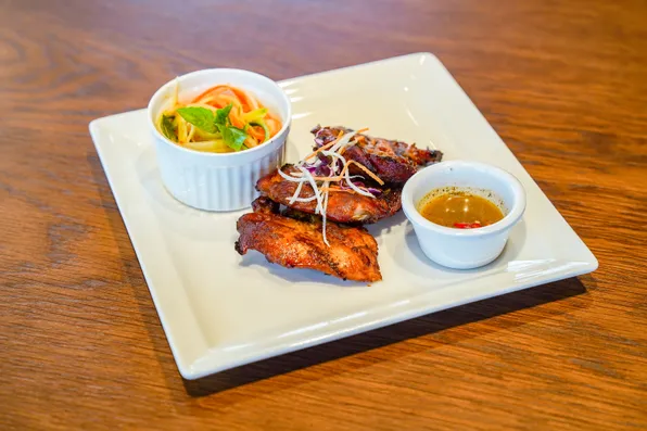 Com Ga Kep Sa - Grilled Chicken Lemongrass