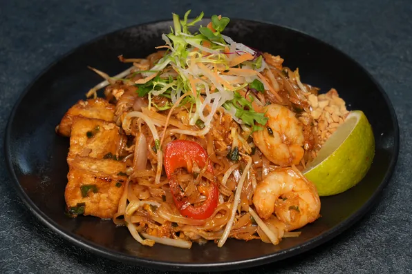 Pho Xao Tom - Pad Thai with Prawns